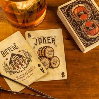 Bicycle Bourbon Spielkarten - 46 originelle Whiskey Geschenke