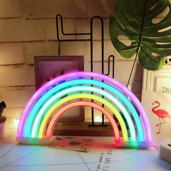 Dekoratives RegenbogenNeonlicht - 80 Geschenke für Frauen, die schon alles haben