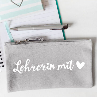 Lehrerin mit Herz Federmppchen - 31 inspirierende Geschenke für Lehrer und Lehrerinnen mit Herz