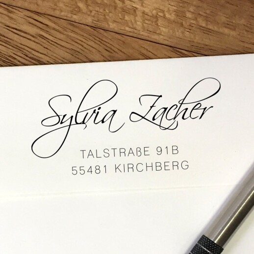 Adressstempel mit eleganter Schreibschrift